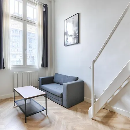 Loft De Charme An Coeur Des Batignolles *