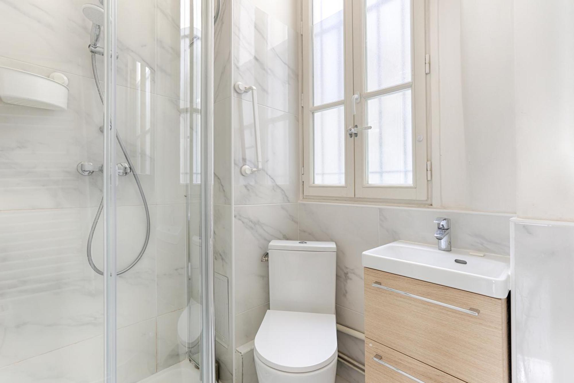 Loft De Charme An Coeur Des Batignolles Appartamento